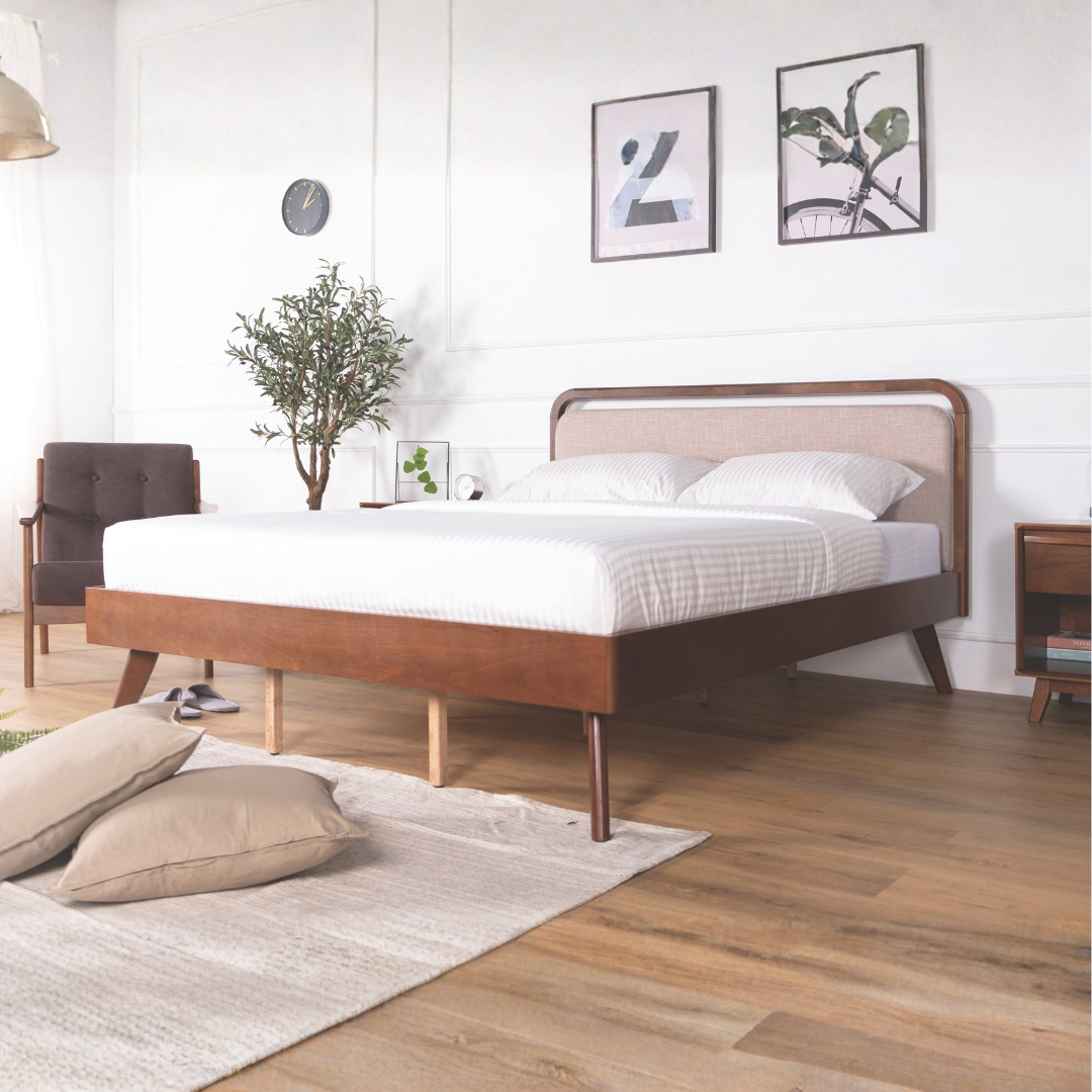 Divani Walnut Wooden Bed