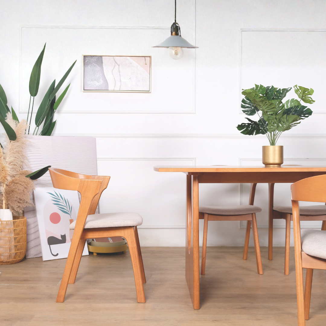 Una Wooden Dining Chair